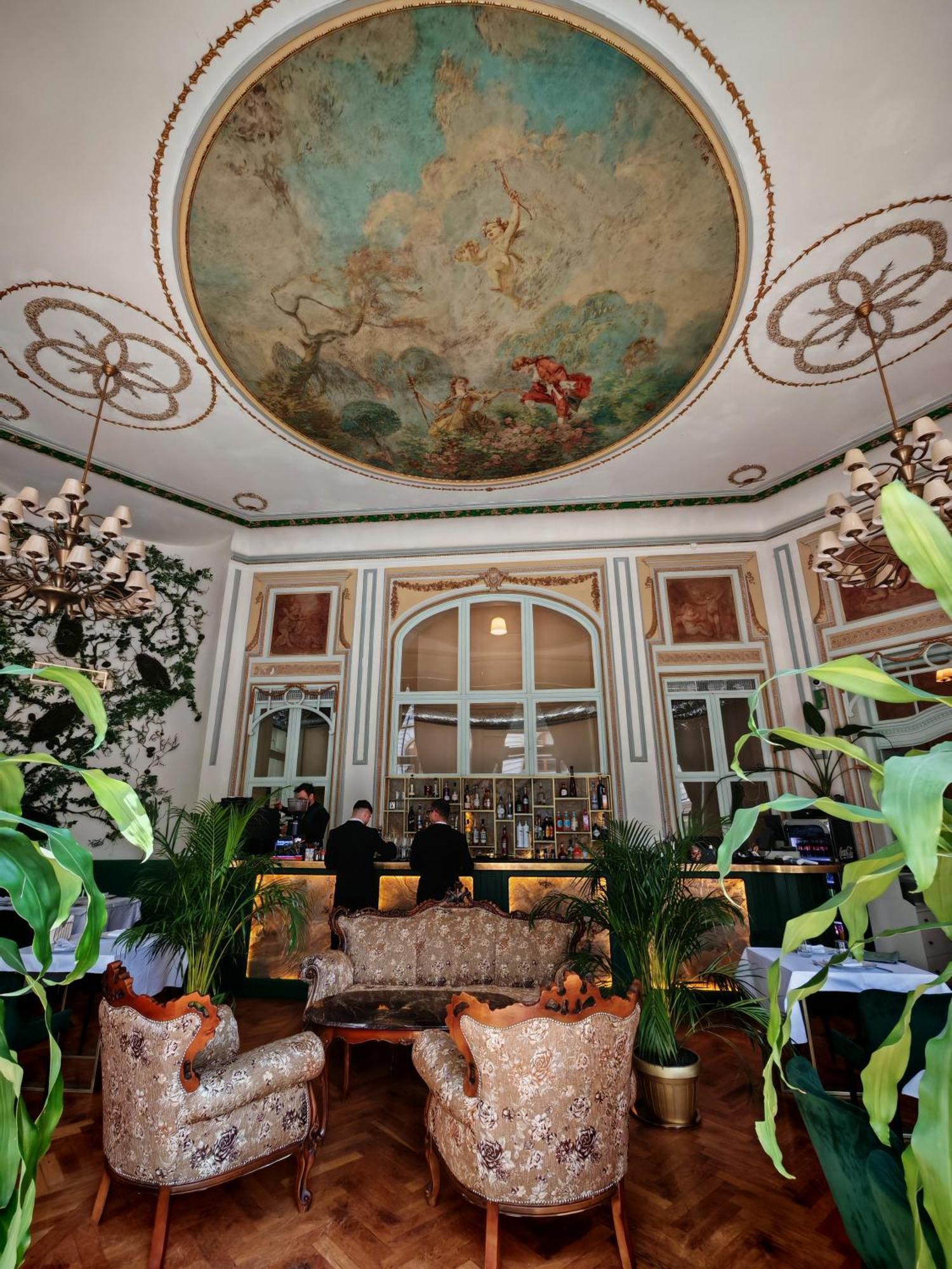 酒店 Nf Palace Old 4*
