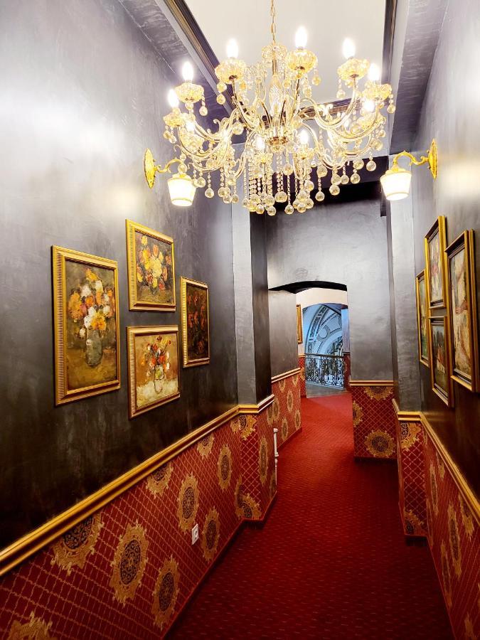 Nf Palace Old Hotel