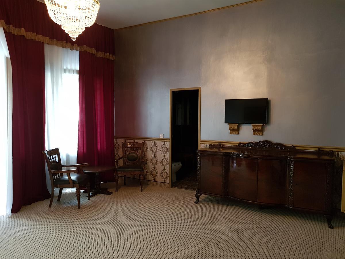Nf Palace Old Hotel Bucharest