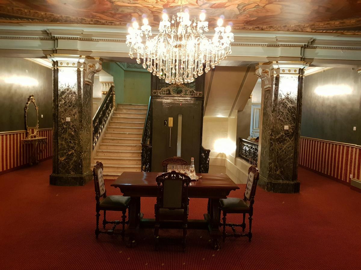 Nf Palace Old Hotel 4*