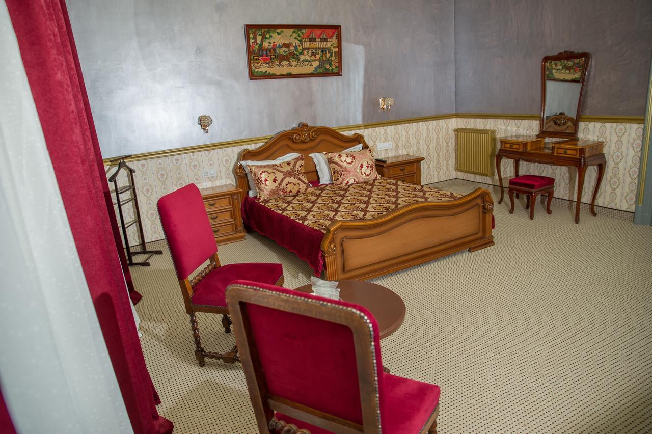 Nf Palace Old 4*