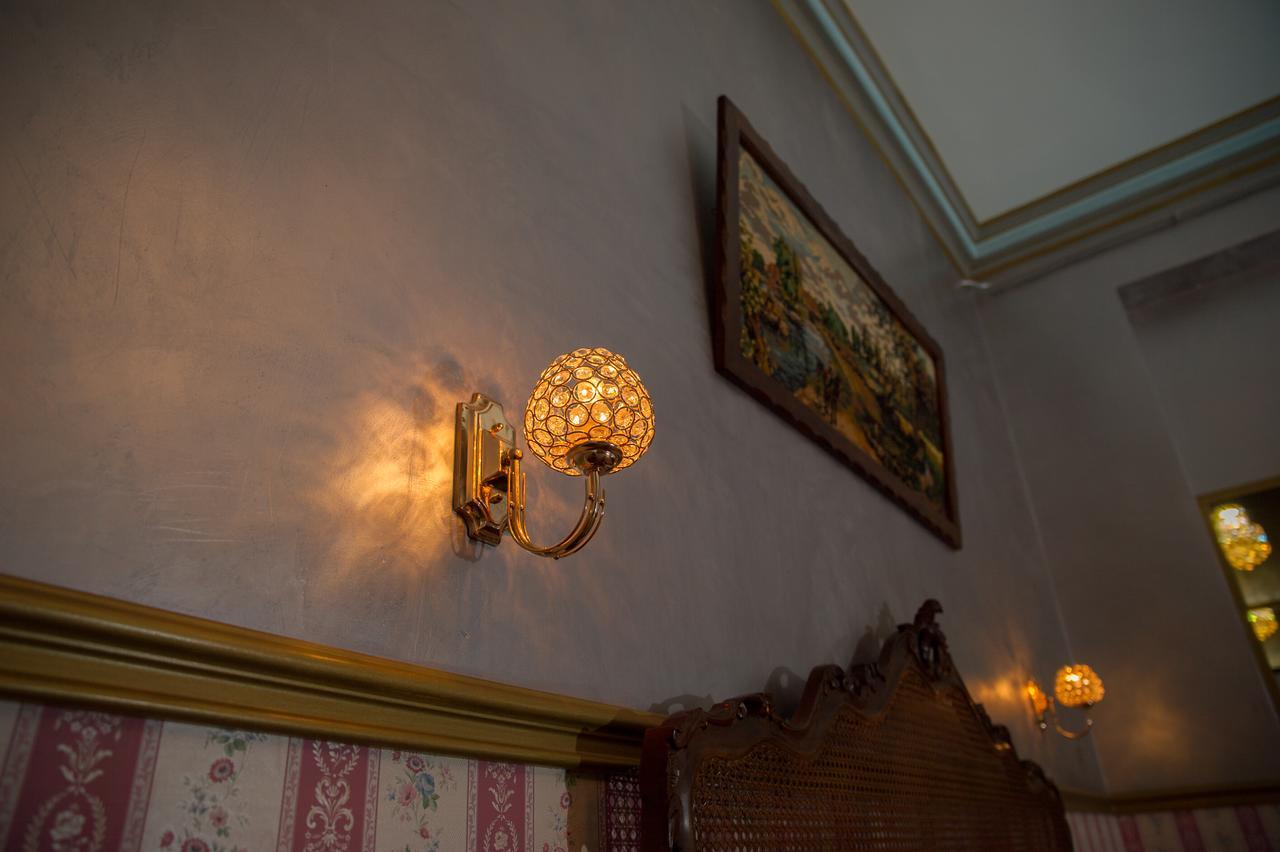 Nf Palace Old Hotel