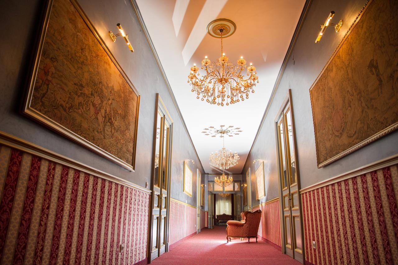 Nf Palace Old Bucharest