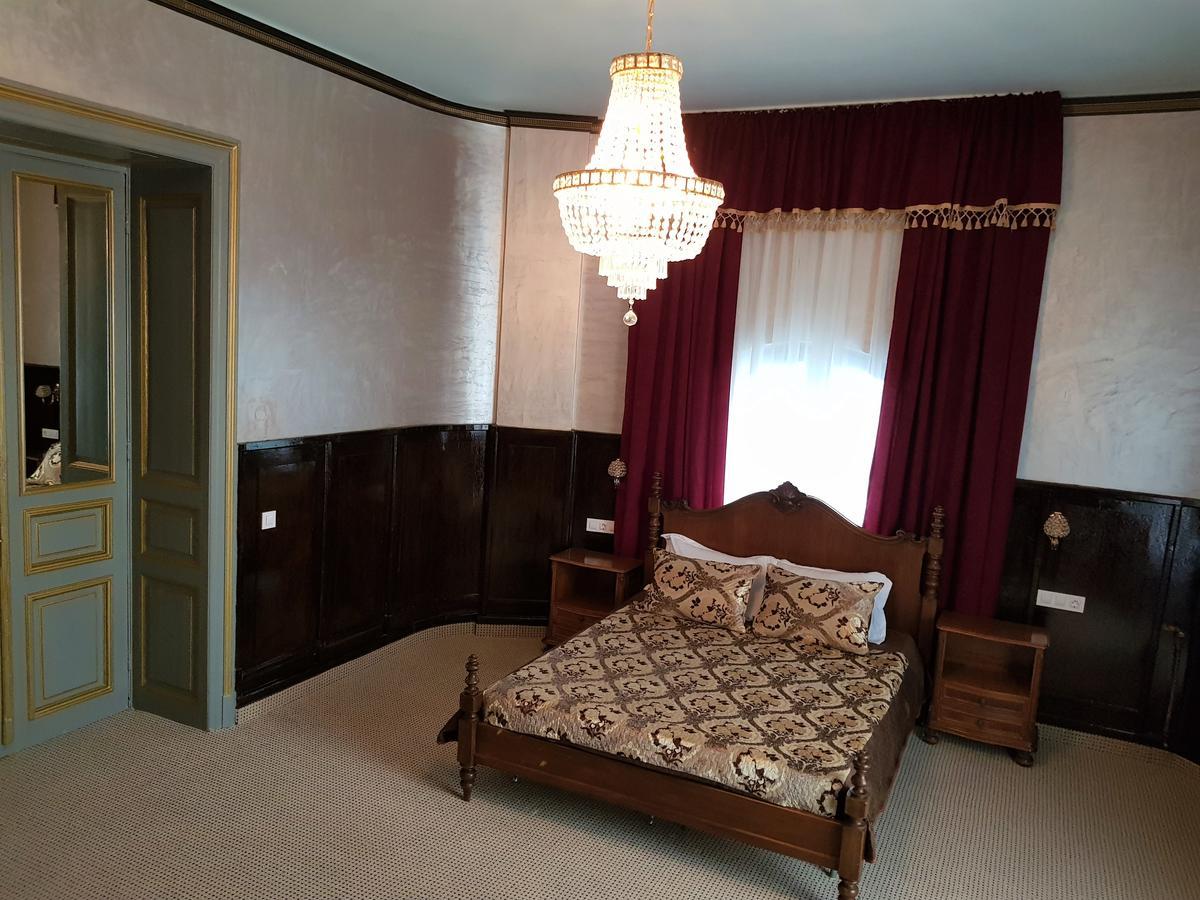 Nf Palace Old 酒店 布加勒斯特